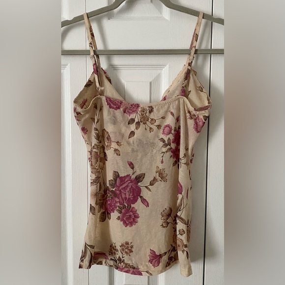 Women’s pink and beige floral top x-small - Picture 3 of 5